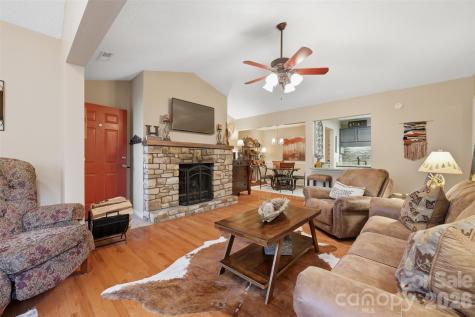 155 Glen Burney Lane Blowing Rock NC 28605