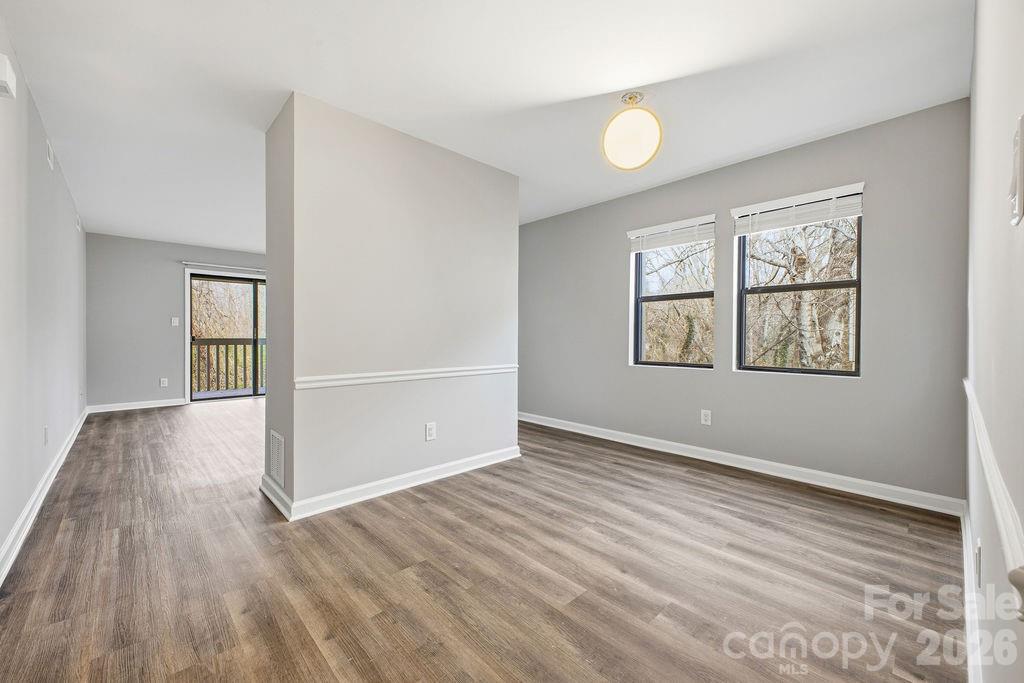 1605 Abbey Circle Asheville NC 28805