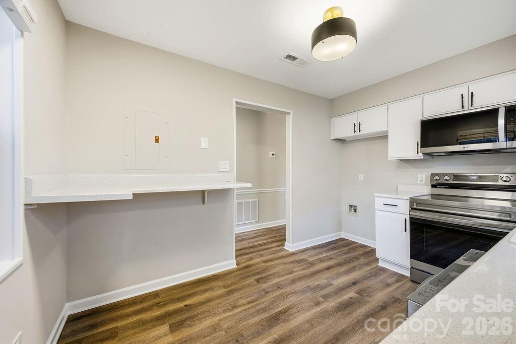 1605 Abbey Circle Asheville NC 28805