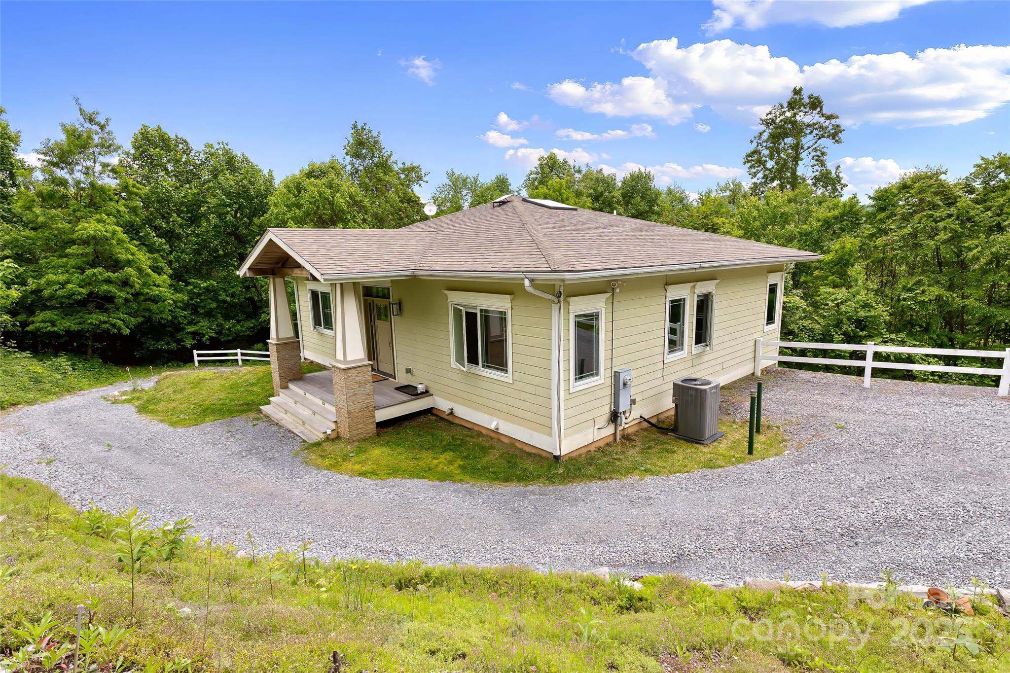 9 Gazebo Trail Clyde NC 28721