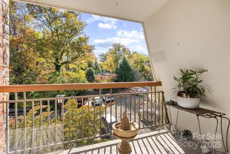 429 Bowling Park Road Asheville NC 28803