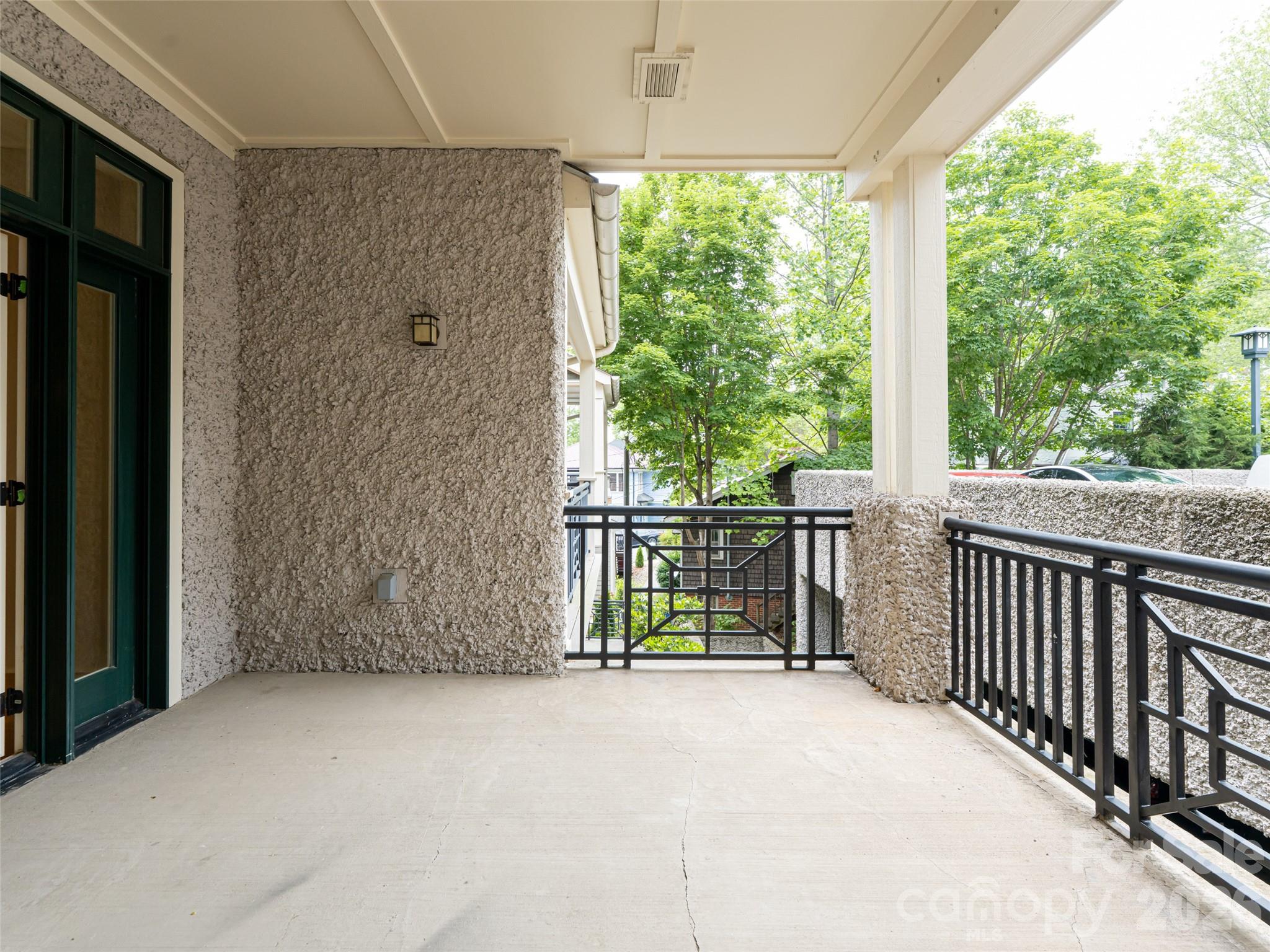 190 Broadway Street Asheville NC 28801
