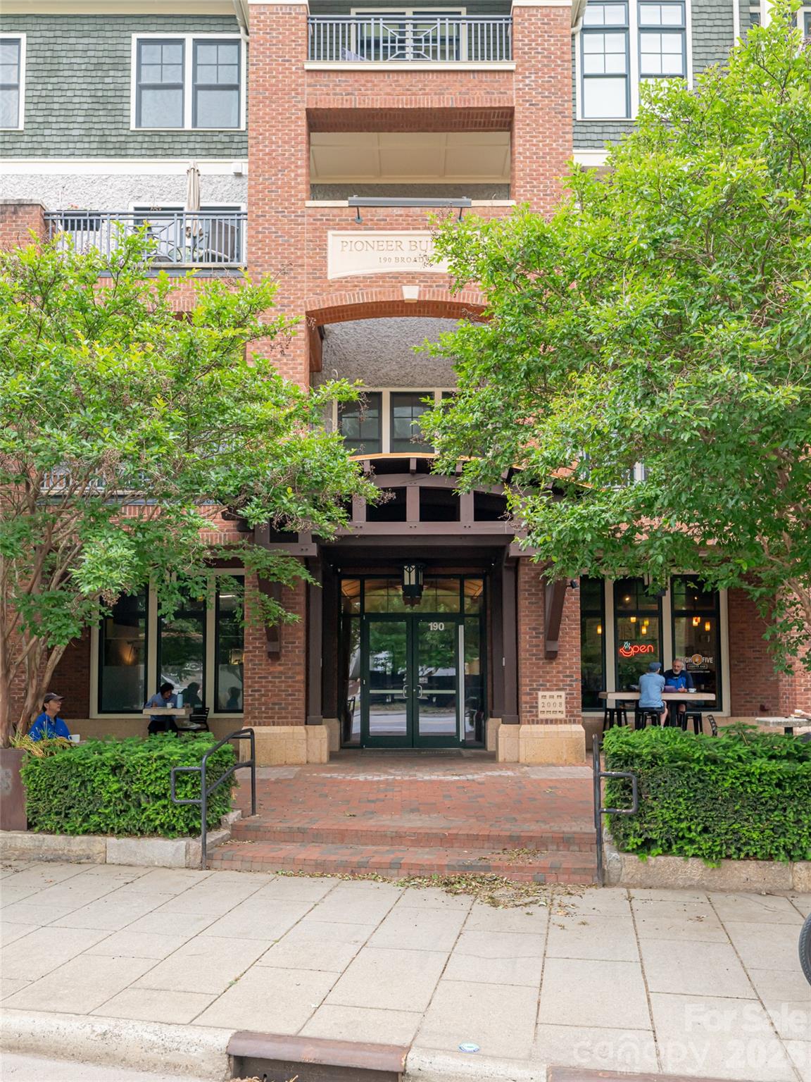 190 Broadway Street Asheville NC 28801