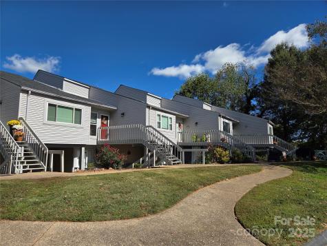 1050 21st Avenue NW Hickory NC 28601