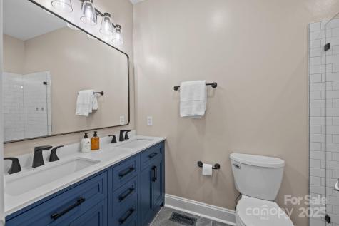 1302 Kenilworth Avenue Charlotte NC 28203