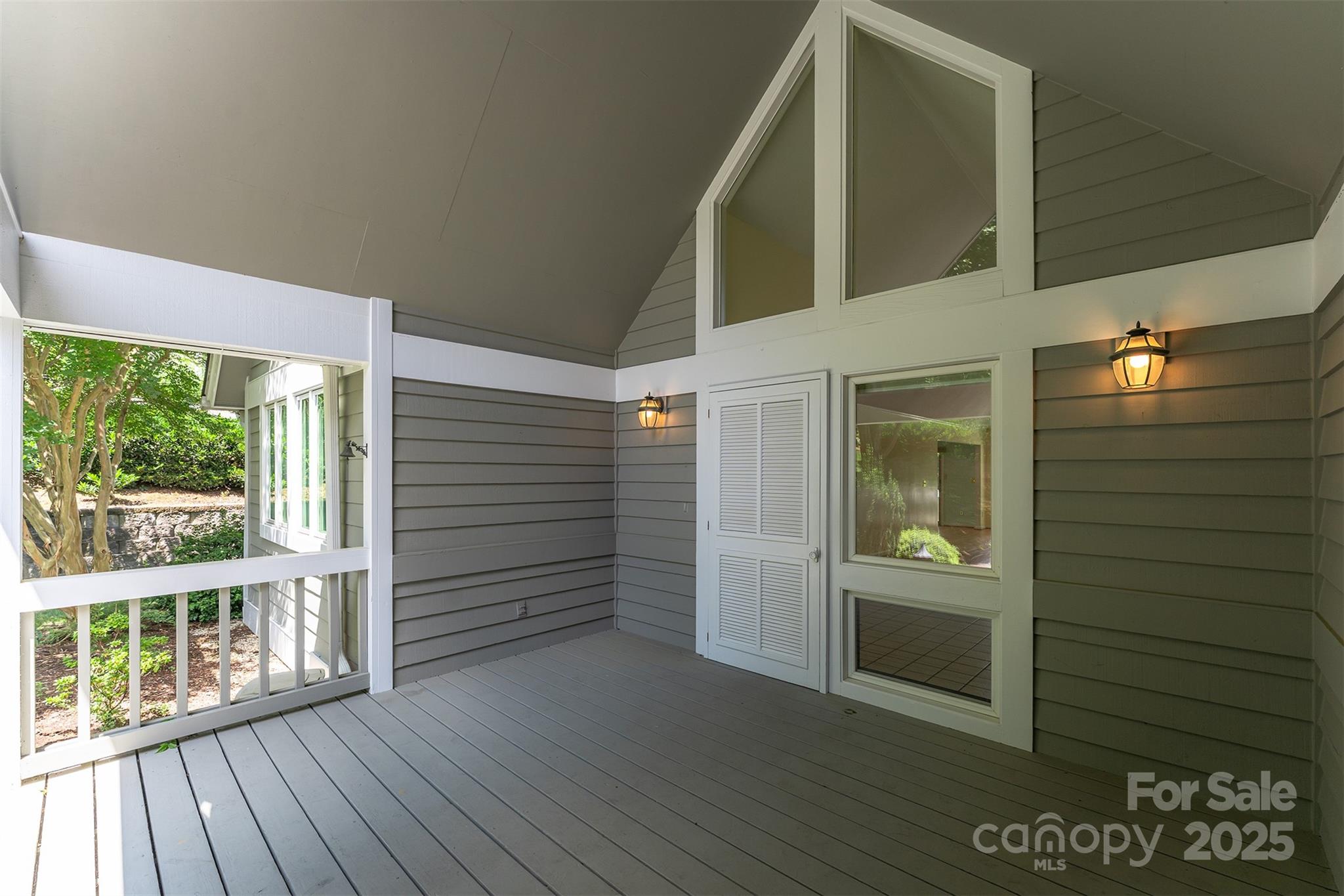 144 Overlook Drive Flat Rock NC 28731