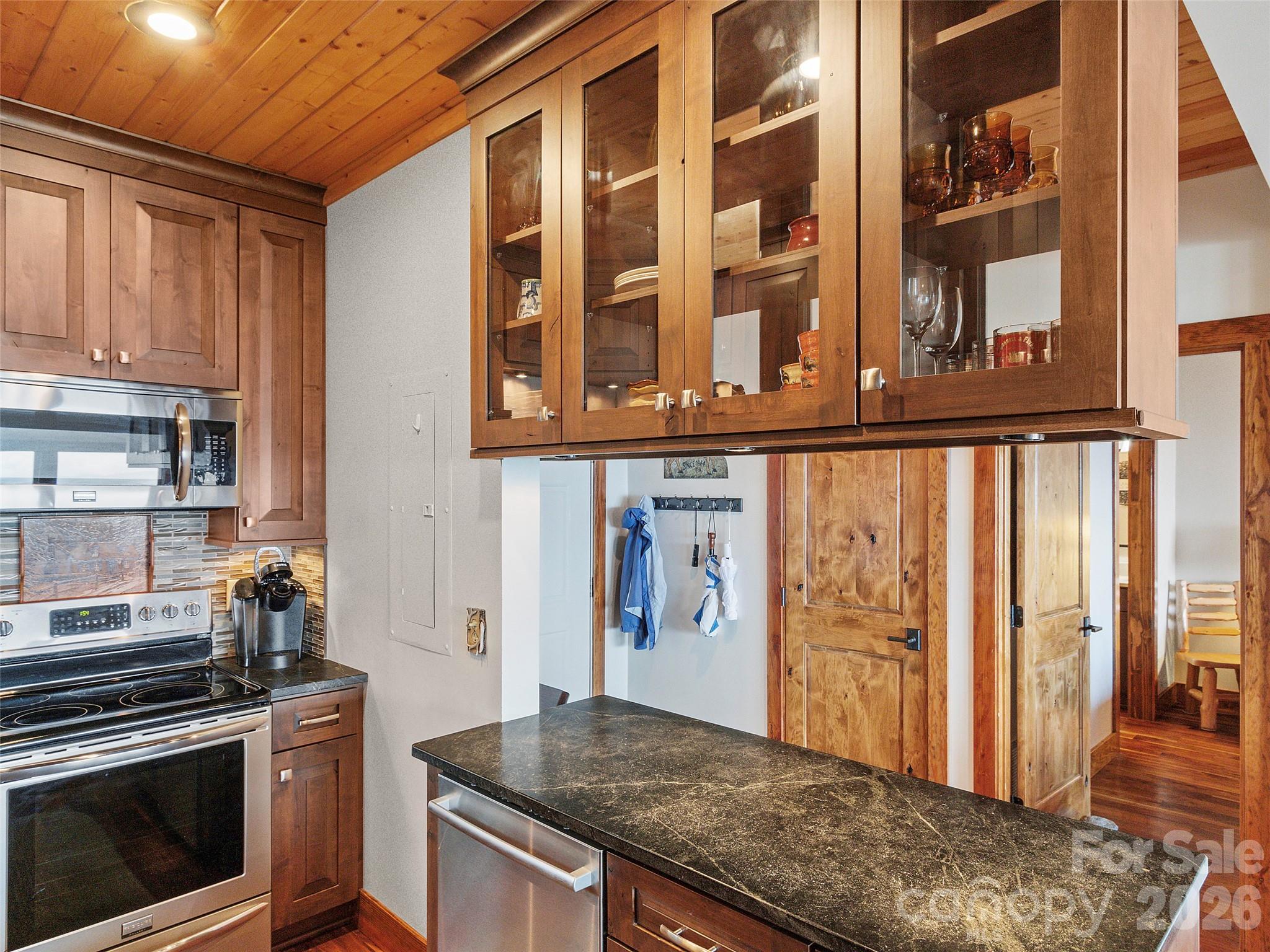 80 Slickrock Road Burnsville NC 28714