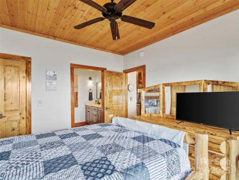 80 Slickrock Road Burnsville NC 28714