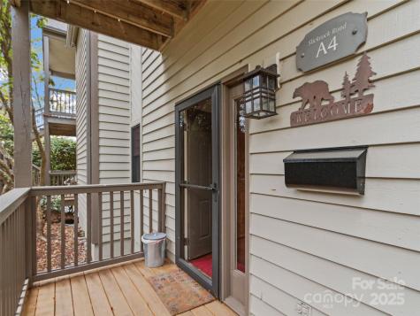 80 Slickrock Road Burnsville NC 28714