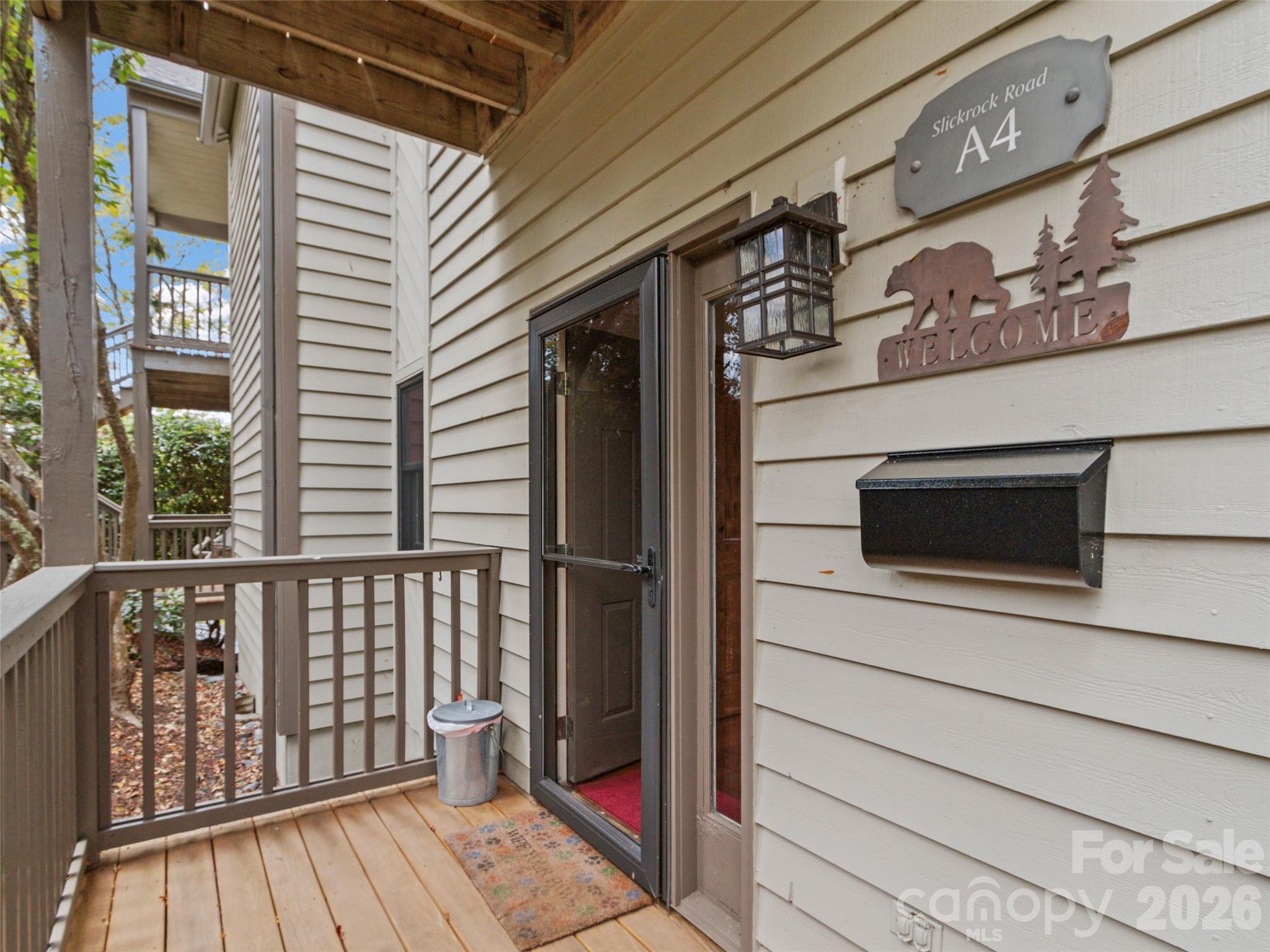 80 Slickrock Road Burnsville NC 28714