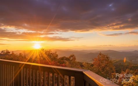 80 Slickrock Road Burnsville NC 28714