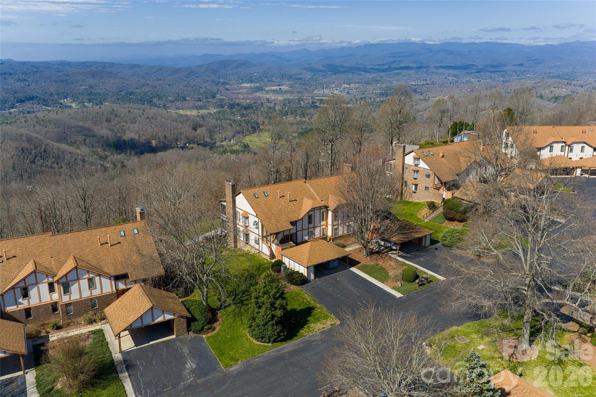 1203 Fleetwood Plaza Hendersonville NC 28739