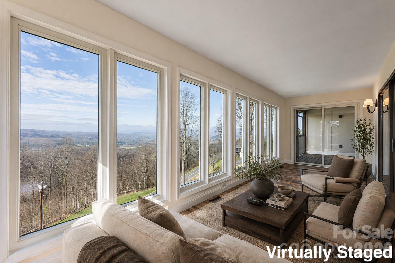 1203 Fleetwood Plaza Hendersonville NC 28739