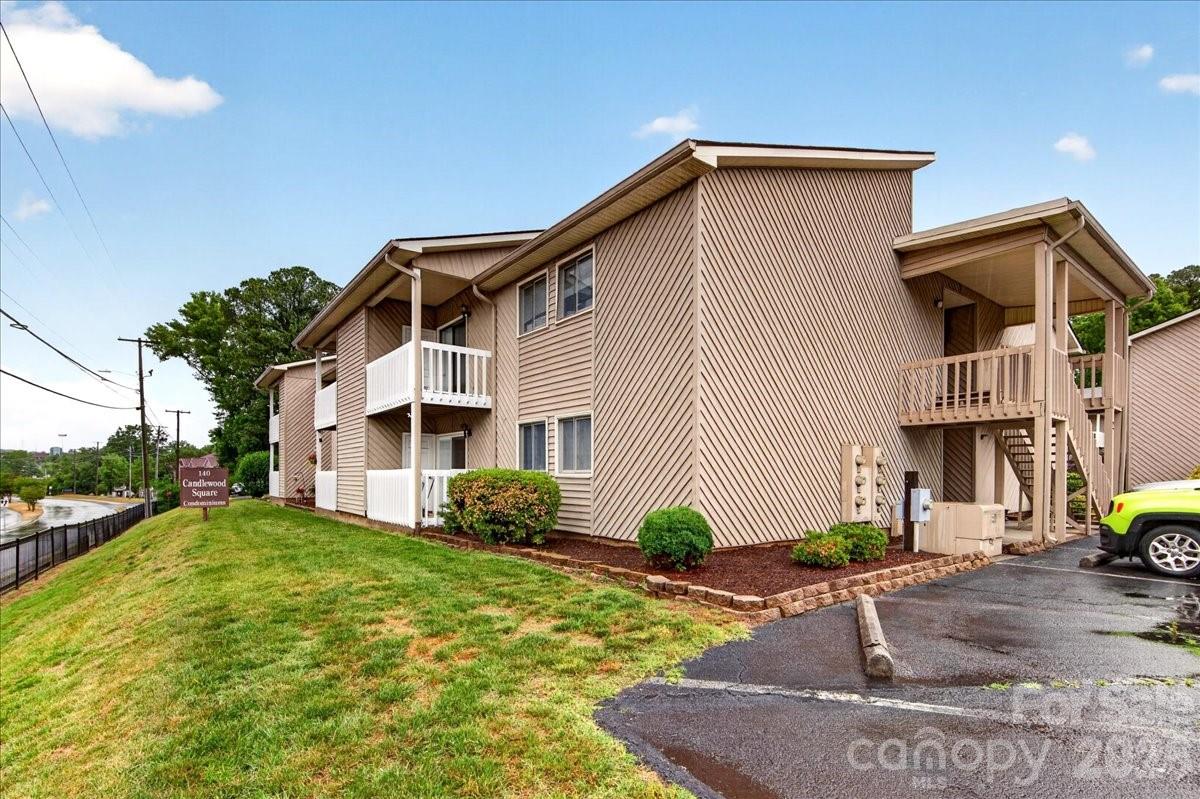 140 Lake Concord Road NE Concord NC 28025