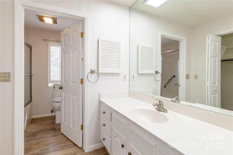 140 Bent Tree Drive Hendersonville NC 28739