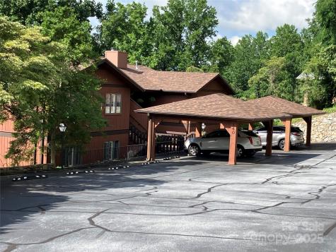 140 Bent Tree Drive Hendersonville NC 28739