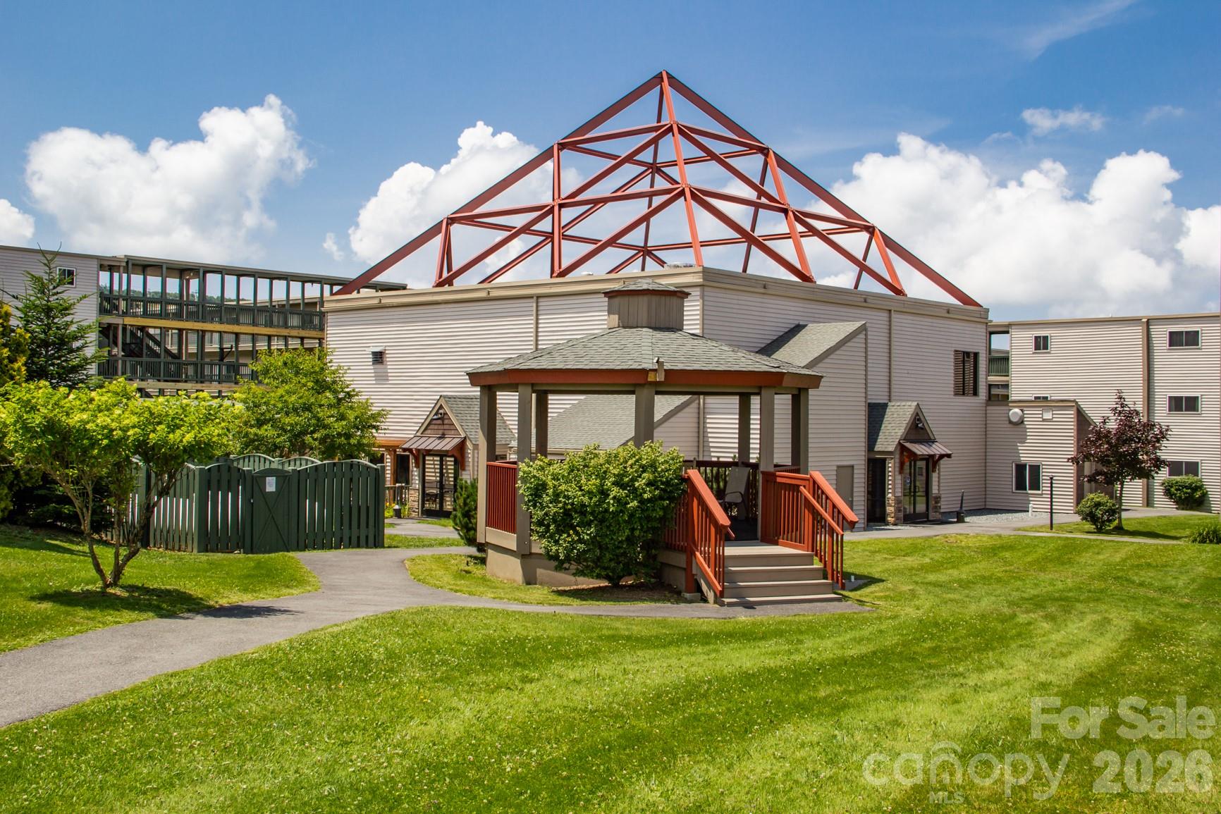 301 Pinnacle Inn Road Beech Mountain NC 28604