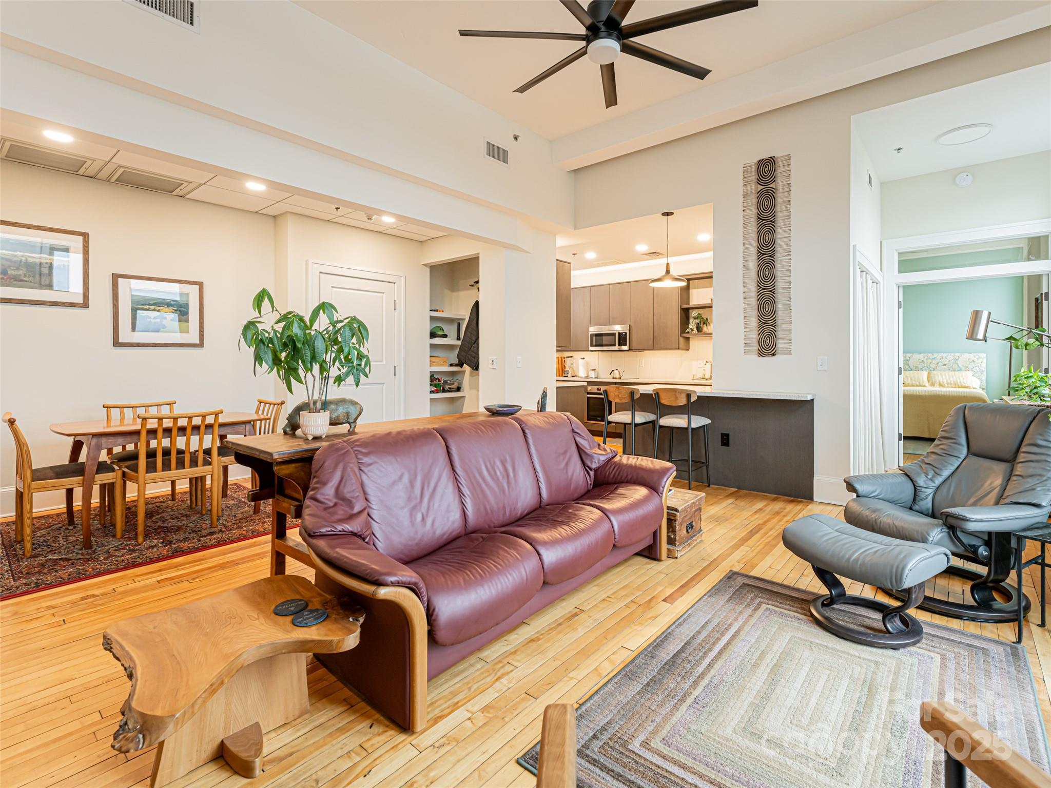 84 W Walnut Street Asheville NC 28801