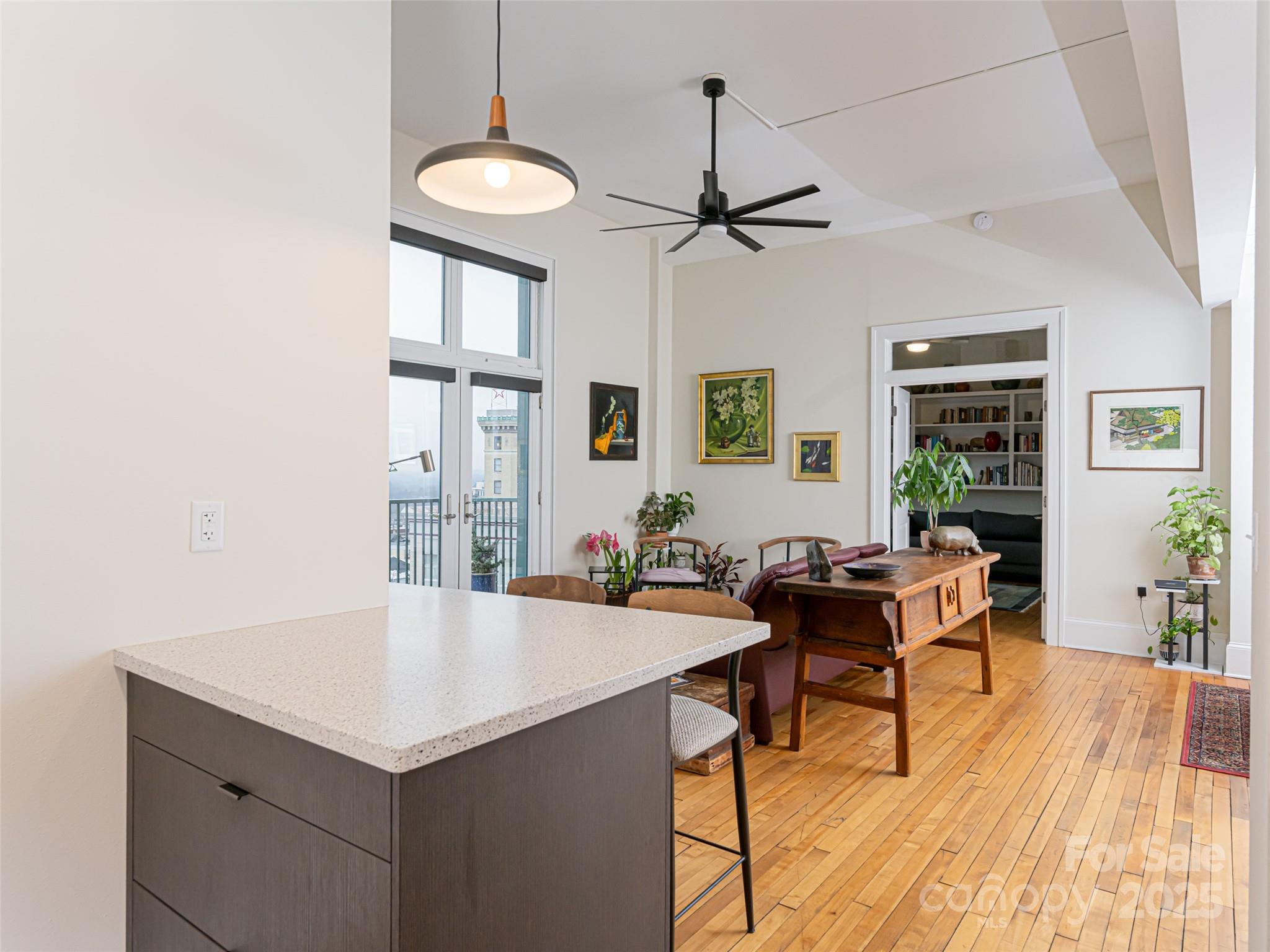 84 W Walnut Street Asheville NC 28801