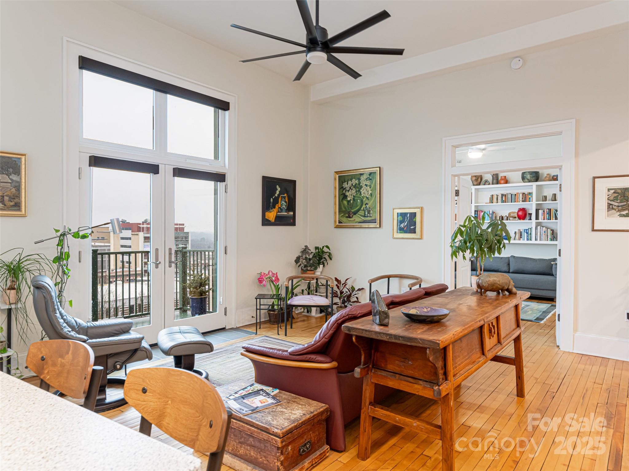 84 W Walnut Street Asheville NC 28801