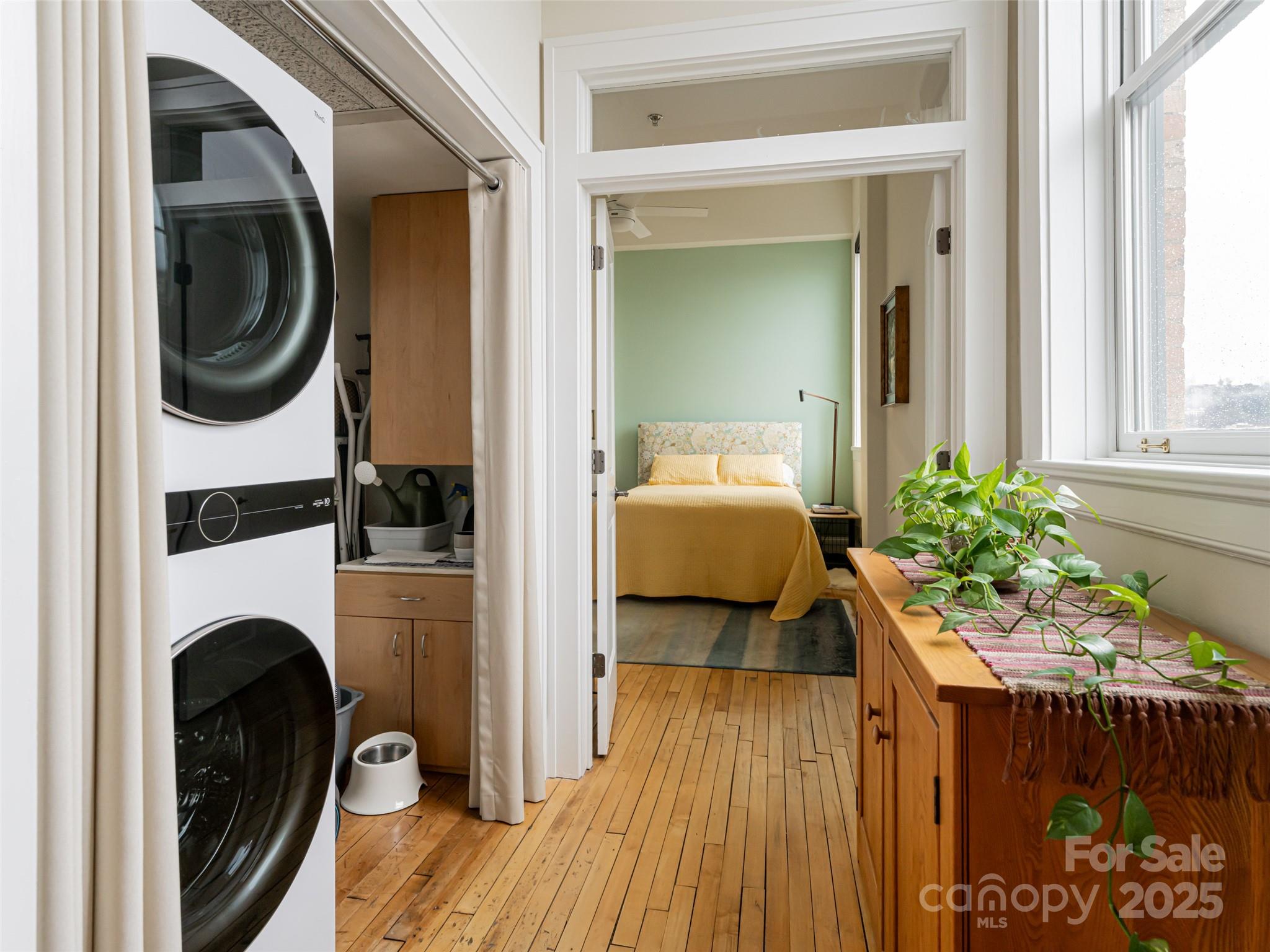 84 W Walnut Street Asheville NC 28801