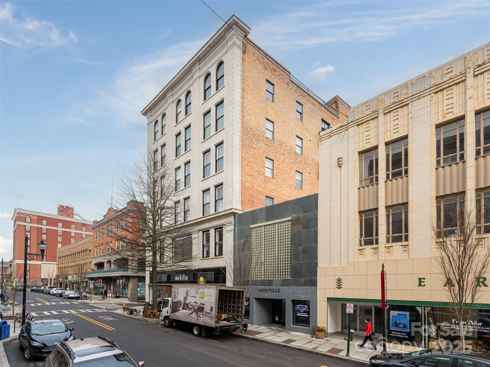 84 W Walnut Street Asheville NC 28801