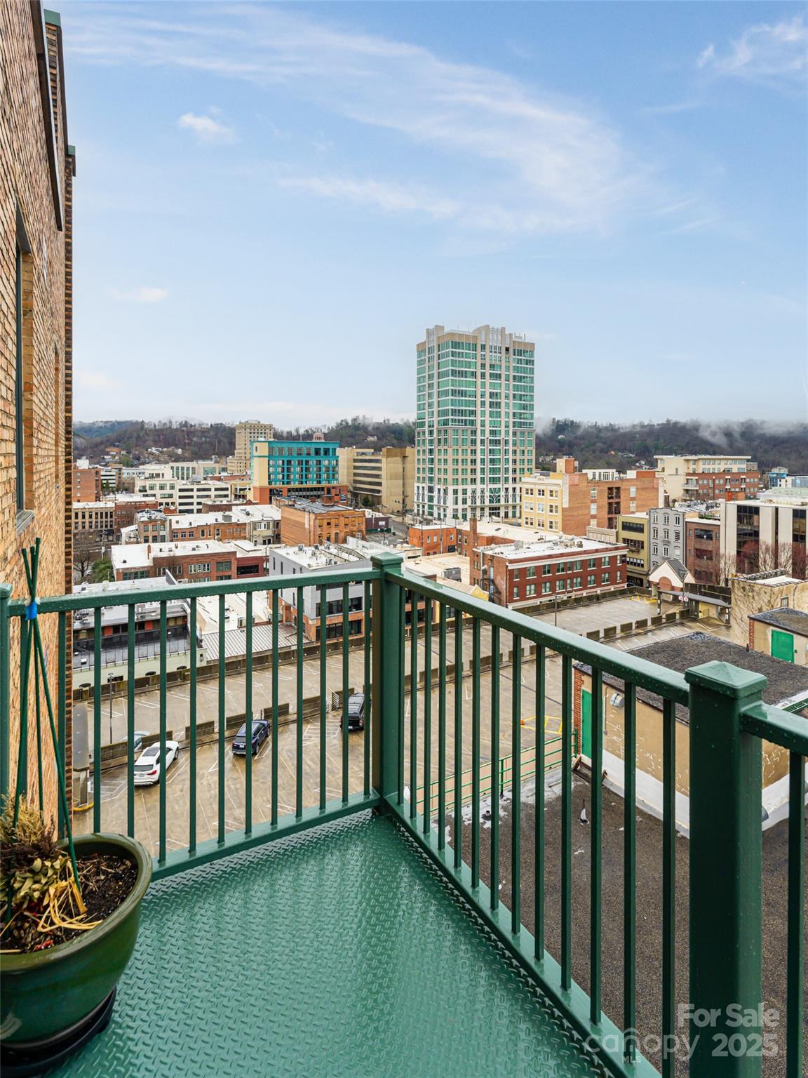 84 W Walnut Street Asheville NC 28801