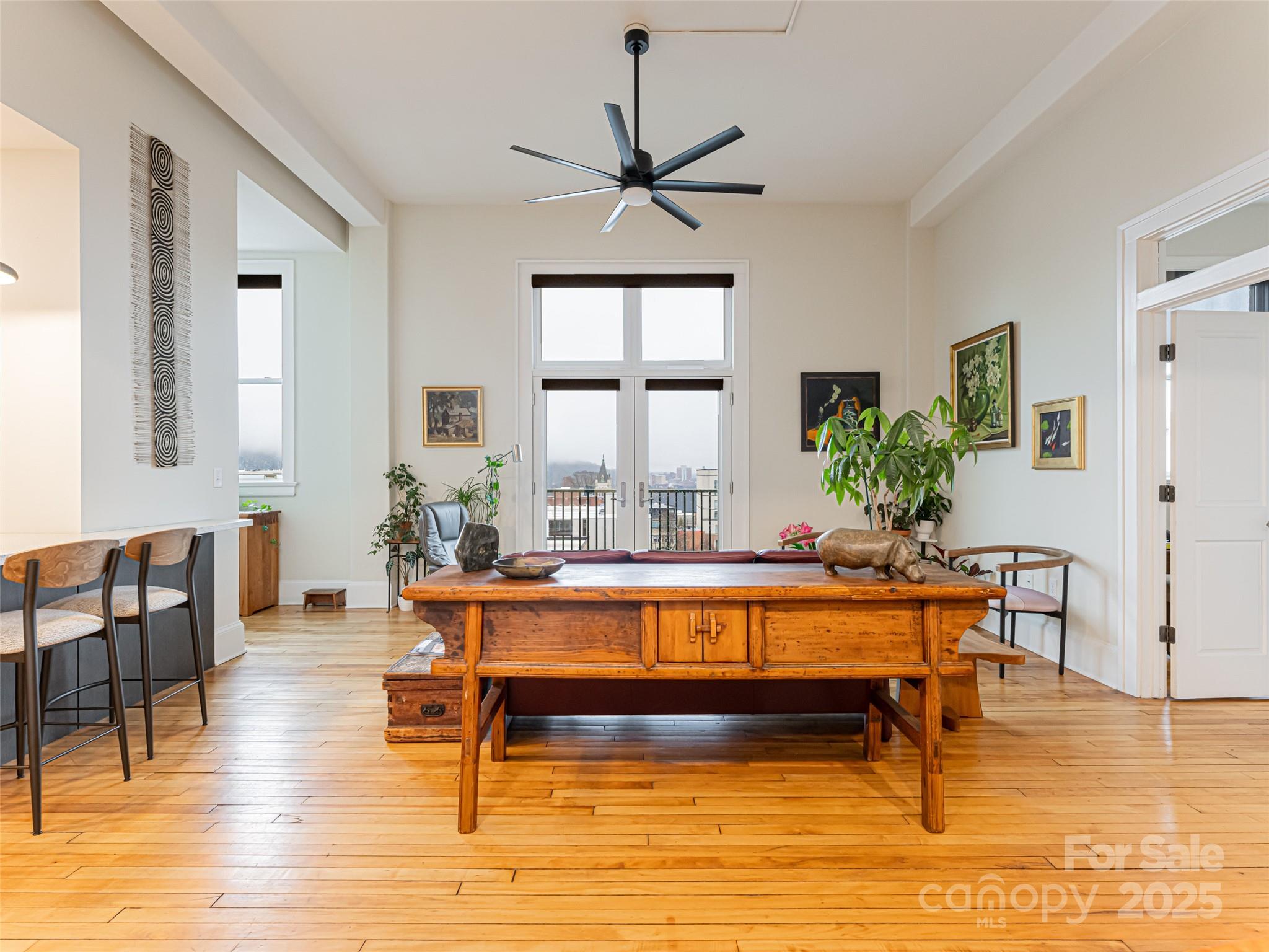 84 W Walnut Street Asheville NC 28801