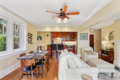 203 6th Avenue W Hendersonville NC 28739