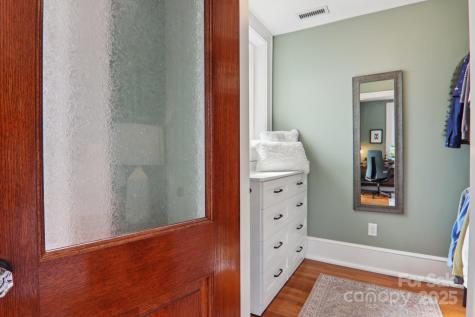 203 6th Avenue W Hendersonville NC 28739