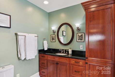 203 6th Avenue W Hendersonville NC 28739