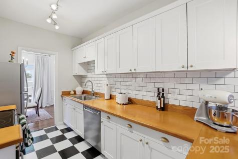 5913 Quail Hollow Road Charlotte NC 28210