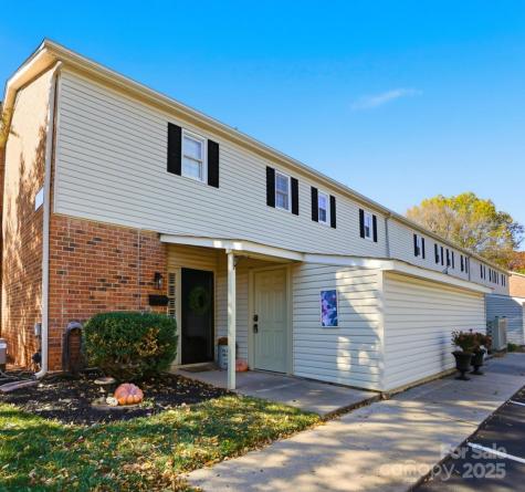 5913 Quail Hollow Road Charlotte NC 28210