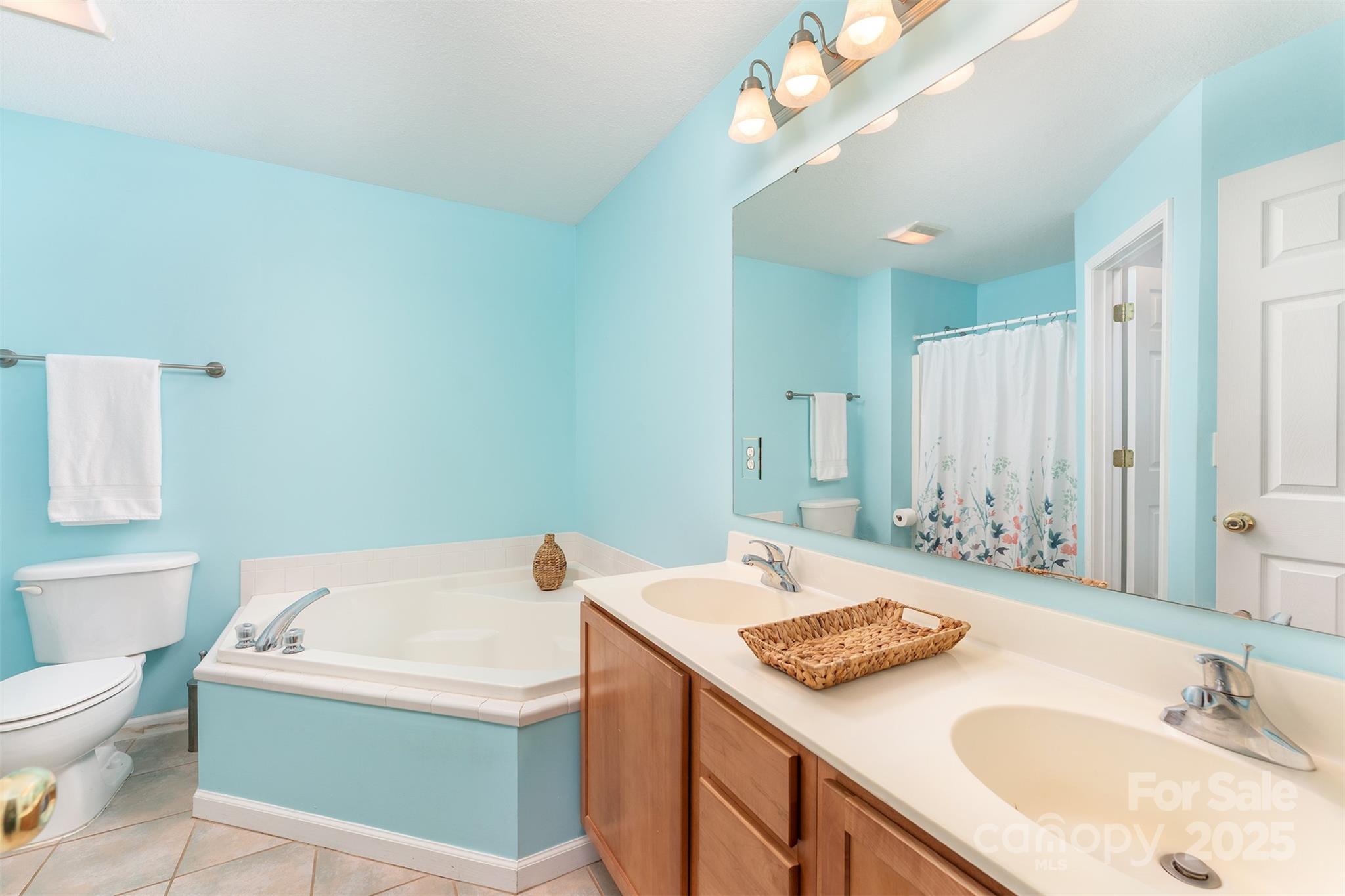 412 Wiltshire Circle Fletcher NC 28732