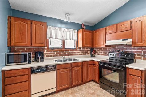 1404 Wellington Hills Circle Salisbury NC 28147