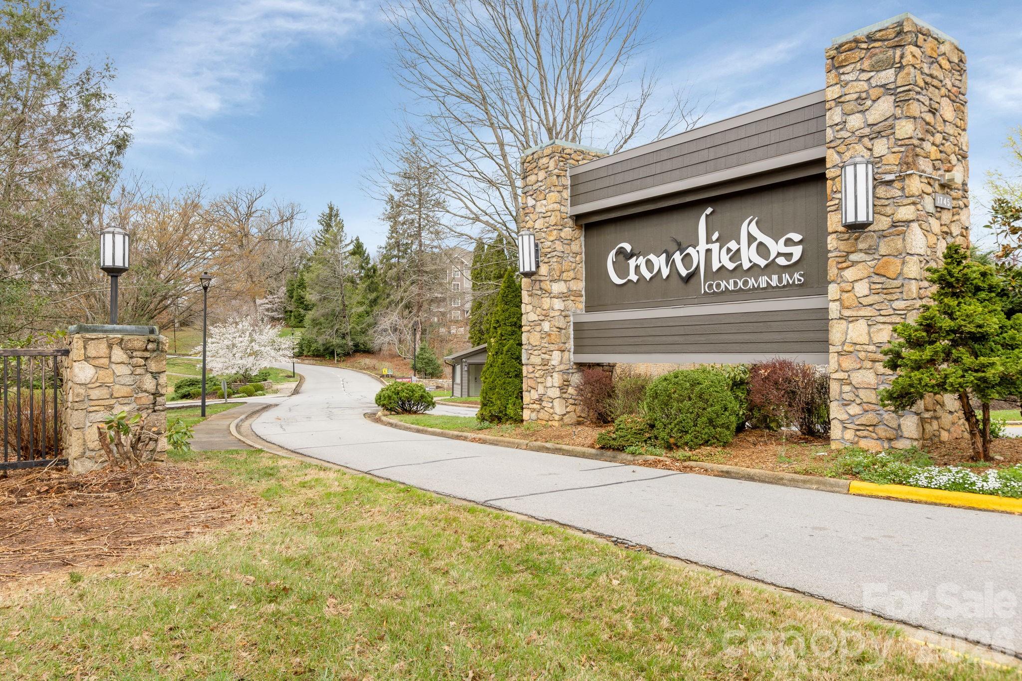 403 Crowfields Drive Asheville NC 28803