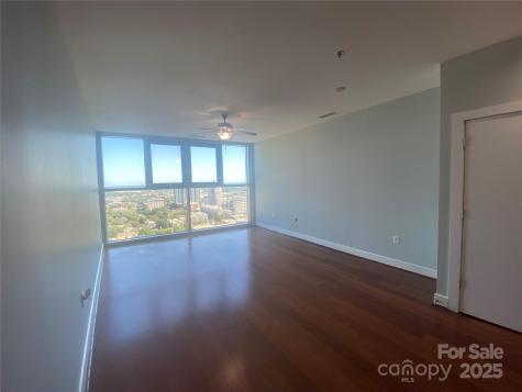 333 W Trade Street Charlotte NC 28202