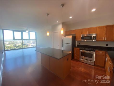 333 W Trade Street Charlotte NC 28202