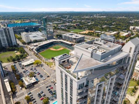 333 W Trade Street Charlotte NC 28202