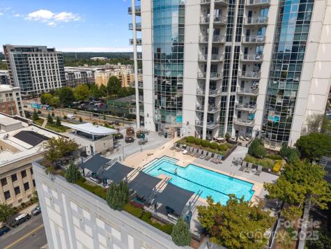 333 W Trade Street Charlotte NC 28202