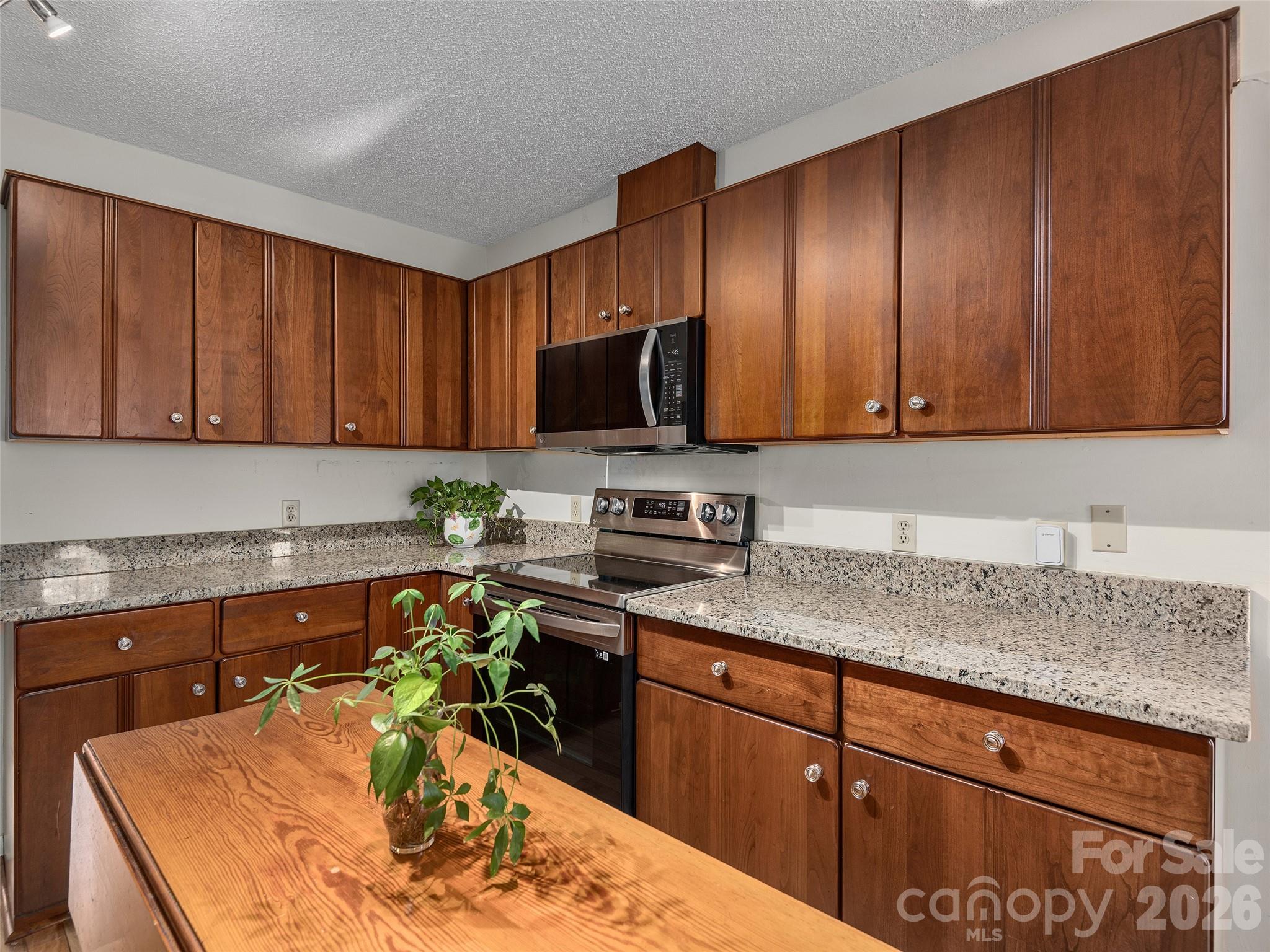 201 Crowfields Drive Asheville NC 28803