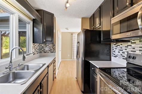 3B Lynx Drive Black Mountain NC 28711