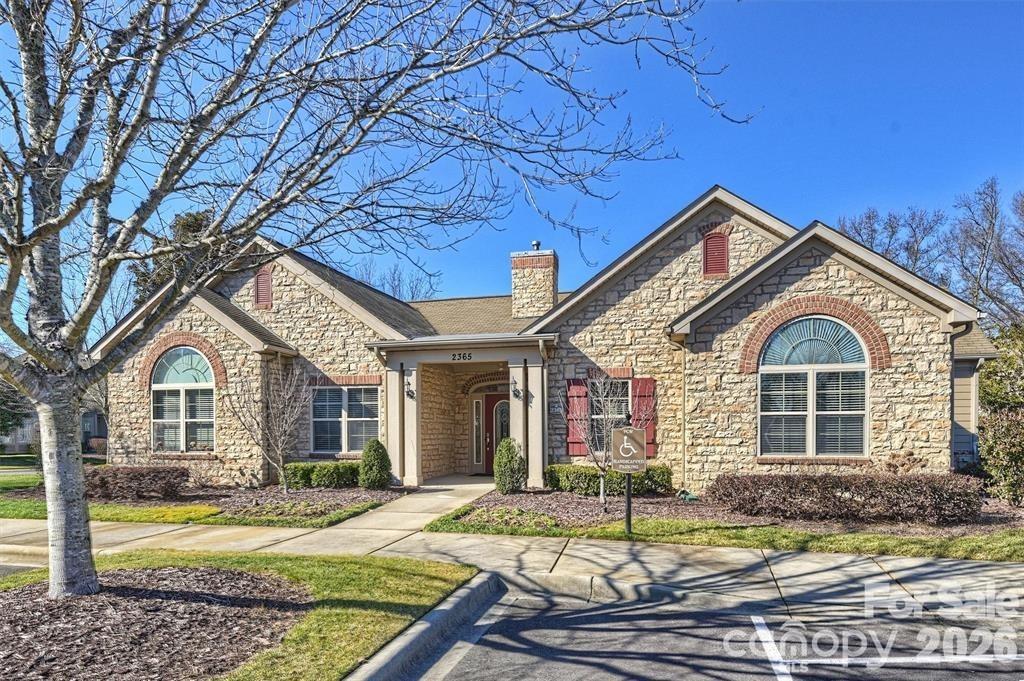 2444 Coltsview Lane Matthews NC 28105