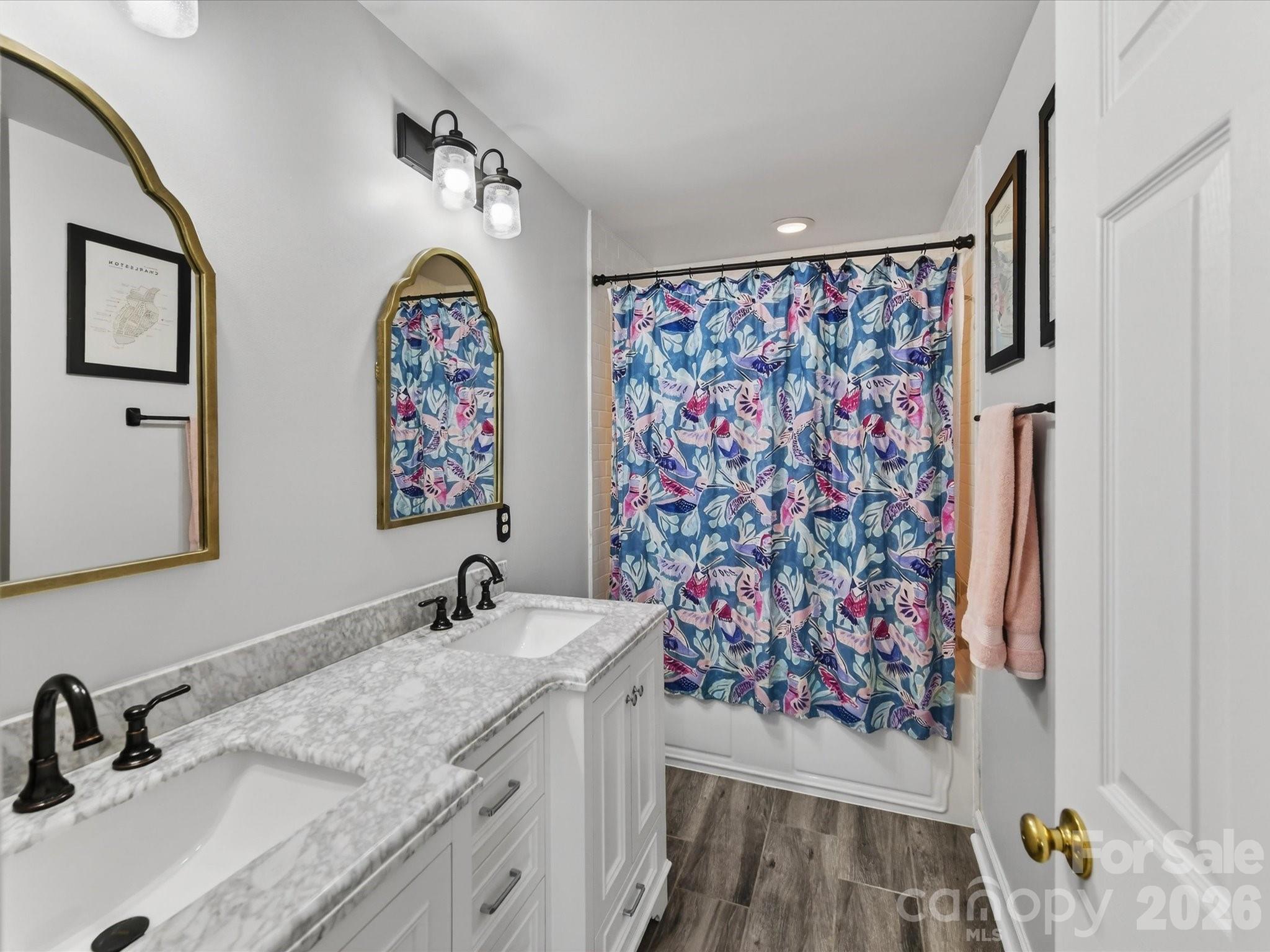 4916 S Hill View Drive Charlotte NC 28210