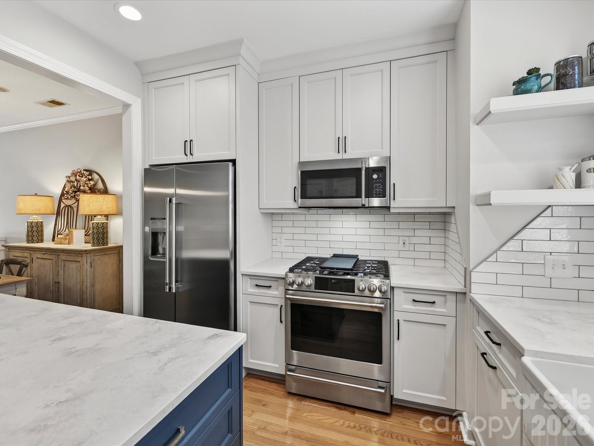 4916 S Hill View Drive Charlotte NC 28210