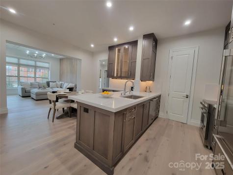 42 Schenck Parkway Asheville NC 28803