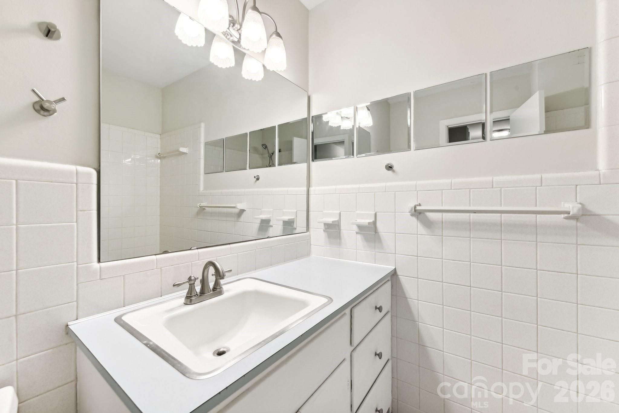 1334 Briar Creek Road Charlotte NC 28205