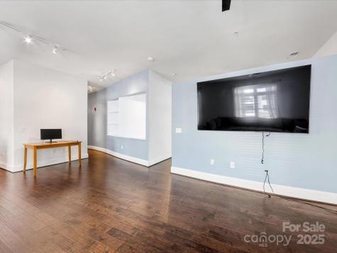 1700 Camden Road Charlotte NC 28203