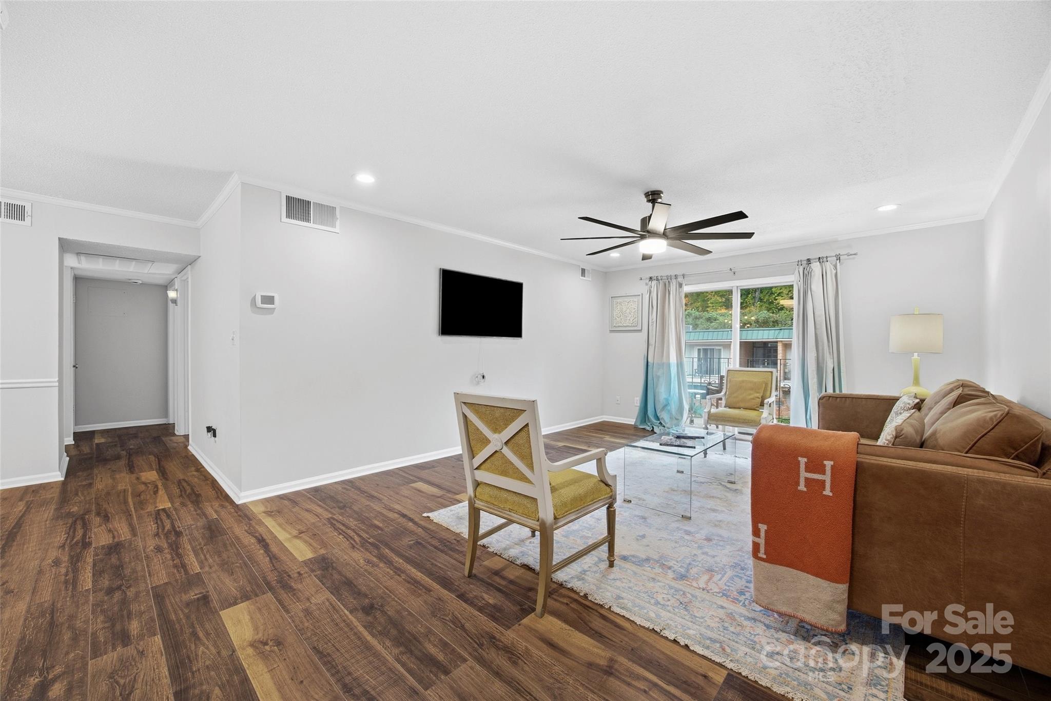 4739 Hedgemore Drive Charlotte NC 28209