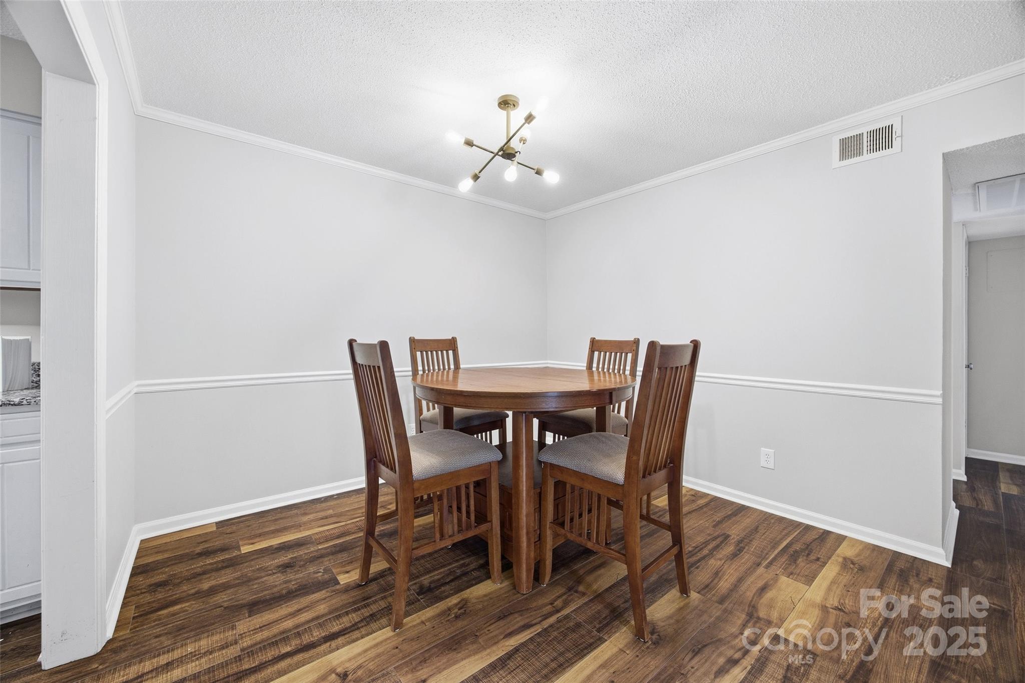 4739 Hedgemore Drive Charlotte NC 28209